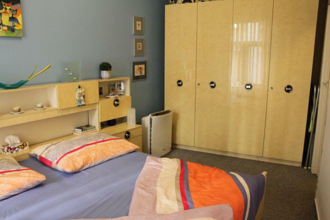 Cosy Apartment Under The Tower Prag Exterior foto